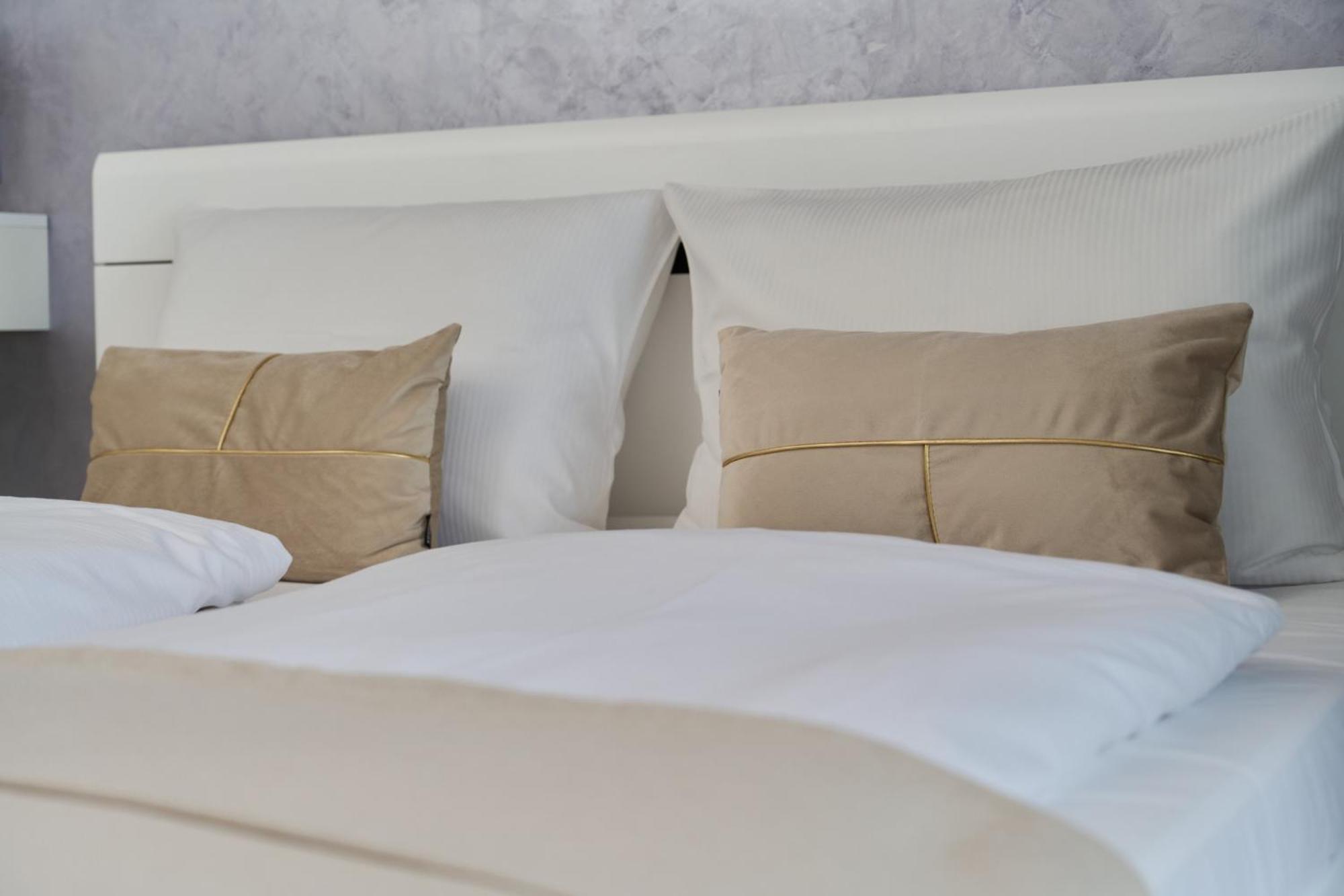 Odra Tower Center Of By Renters Prestige *