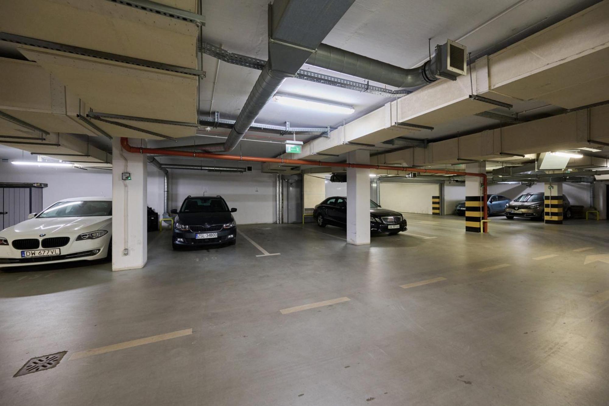 Odra Tower Center Of By Renters Prestige *